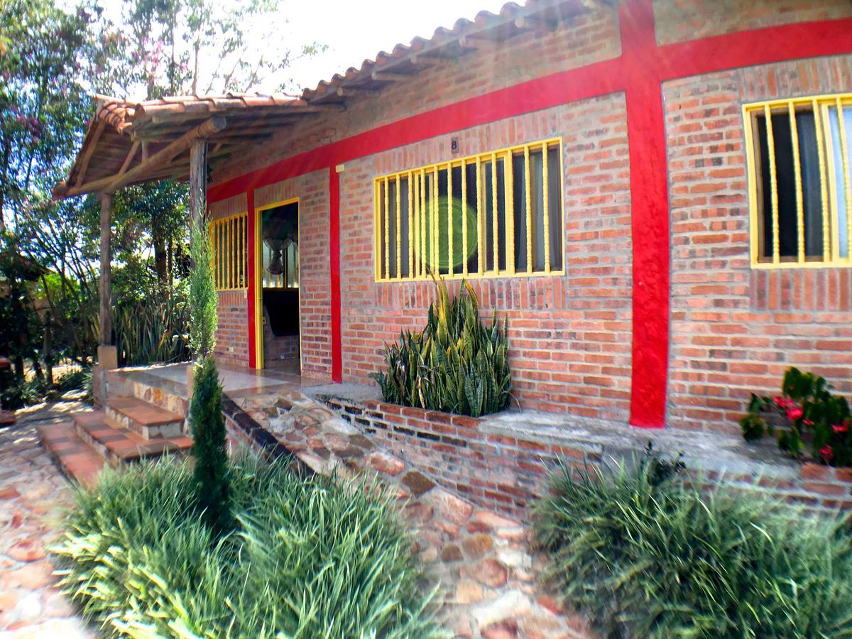 Cabanas La Carolina - Mesa De Los Santos Los Santos  Dış mekan fotoğraf