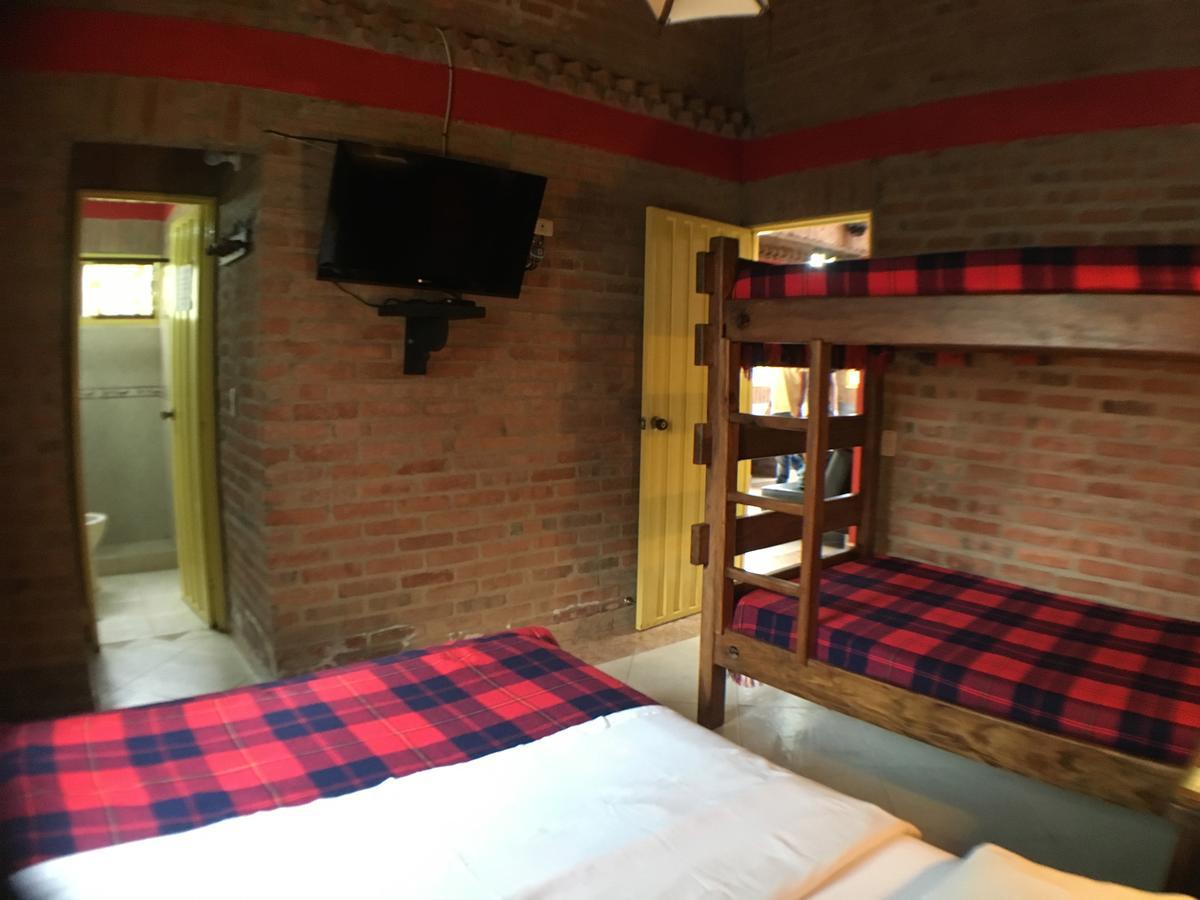 Cabanas La Carolina - Mesa De Los Santos Los Santos  Dış mekan fotoğraf
