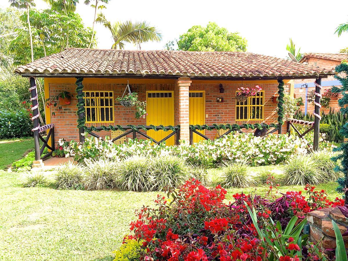 Cabanas La Carolina - Mesa De Los Santos Los Santos  Dış mekan fotoğraf
